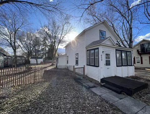609 10th Ave N, Saint Cloud, MN 56303