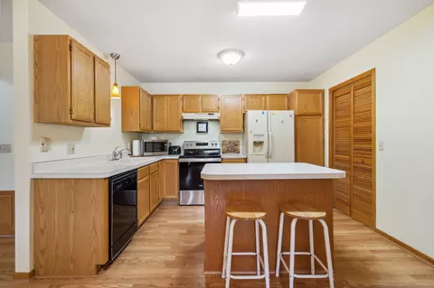 4139 Ruby Ln, Eagan, MN 55122 photo 8