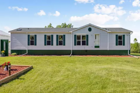 18323 NE 130th St, Foreston, MN 56330