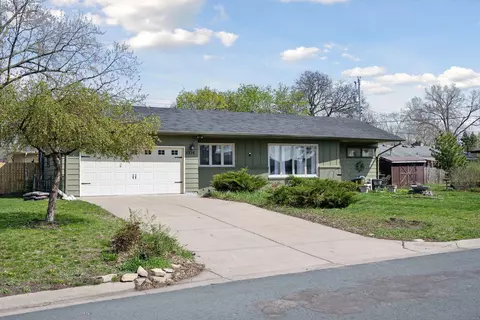 5316 Twin Lake Blvd E, Brooklyn Center, MN 55429