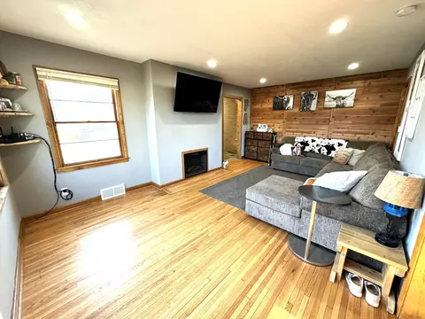 Living - 209 S 7th St, Olivia, MN 56277 photo 3 of 4