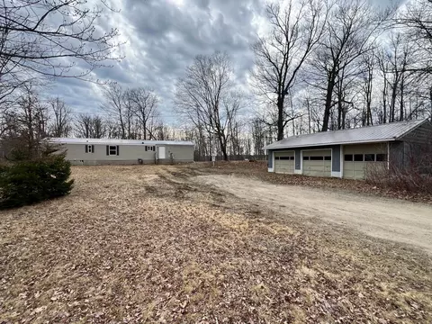 35011 Foxtail Ln, Cohasset, MN 55721