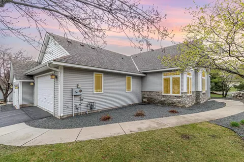 14407 Hunters Ln, Savage, MN 55378