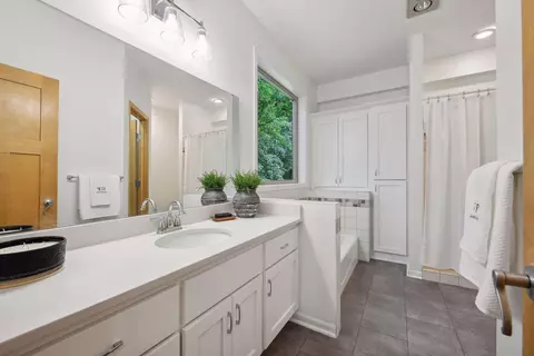 20820 Idlewild Path, Shorewood, MN 55331 photo 21