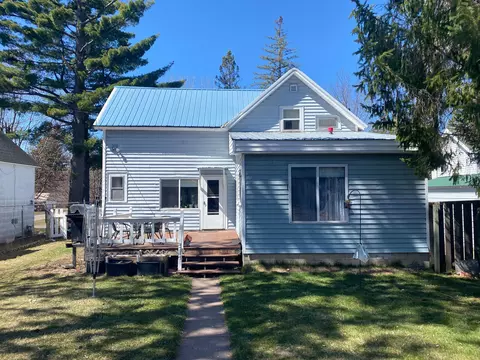 606 Park Ave, Sandstone, MN 55072 photo 2