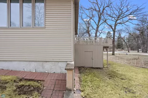 405 Edgewood Ct, Walhalla, ND 58282 photo 9