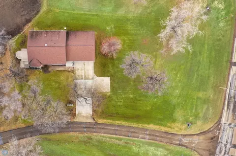 405 Edgewood Ct, Walhalla, ND 58282 photo 15