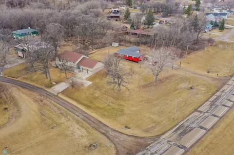405 Edgewood Ct, Walhalla, ND 58282 photo 13