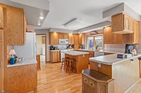 405 Edgewood Ct, Walhalla, ND 58282 photo 38