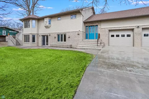 405 Edgewood Ct, Walhalla, ND 58282 photo 16