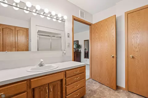 405 Edgewood Ct, Walhalla, ND 58282 photo 29