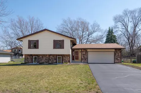 13291 Monterey Ave S, Savage, MN 55378