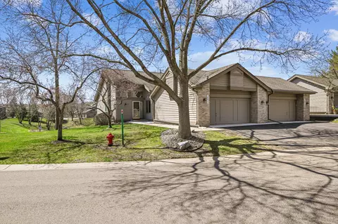 16411 Ellerdale Ln, Eden Prairie, MN 55346