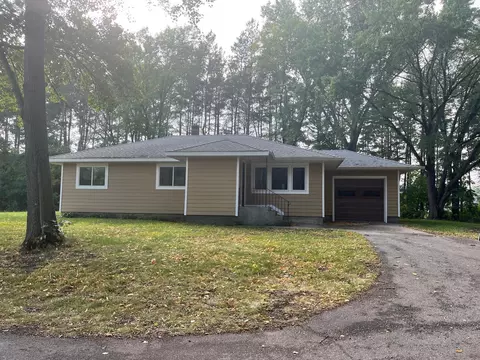 1608 Latoka Dr SW, Alexandria, MN 56308