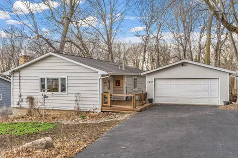 Exterior - 2933 Dickens Ln, Mound, MN 55364 photo 1 of 6
