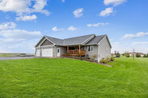 1425 129th St, New Richmond, WI 54017