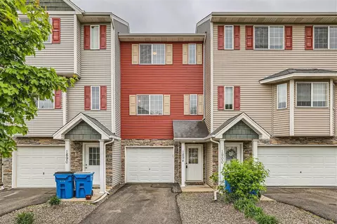 1894 Buchanan St SE, Cambridge, MN 55008