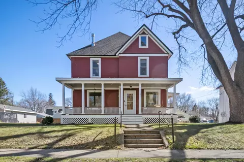 619 E Vine St, Owatonna, MN 55060