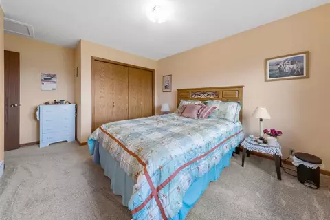 Bedroom - 3200 180th St W, Faribault, MN 55021 photo 4 of 5