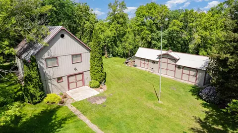 9985 Barnes Ave, Inver Grove Heights, MN 55077