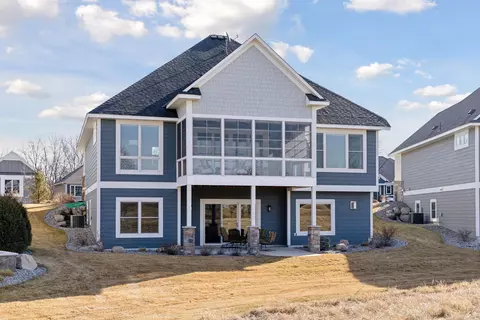 1904 Annika Dr N, Lake Elmo, MN 55042