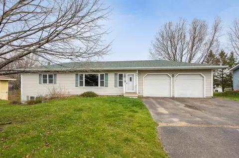 435 2nd St, Hammond, WI 54015