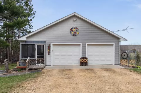 1722 40th Ave, Amery, WI 54001