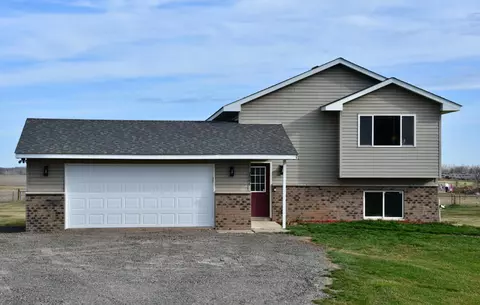Exterior - 7066 149th St, Milaca, MN 56353 photo 2 of 10