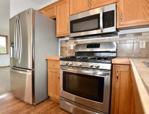 Kitchen - 7066 149th St, Milaca, MN 56353 photo 3 of 3