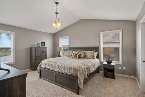 15245 Eagle Bay Way, Apple Valley, MN 55124 photo 16