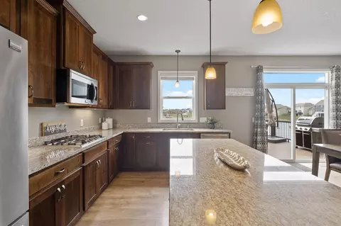 15245 Eagle Bay Way, Apple Valley, MN 55124 photo 7