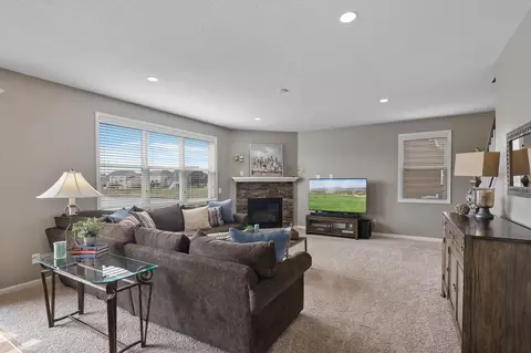 15245 Eagle Bay Way, Apple Valley, MN 55124 photo 11