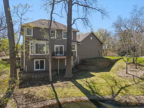 Exterior - 4152 Cashell Gln, Eagan, MN 55122 photo 9 of 12