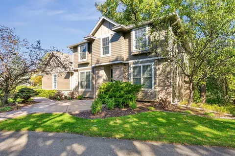 4152 Cashell Gln, Eagan, MN 55122