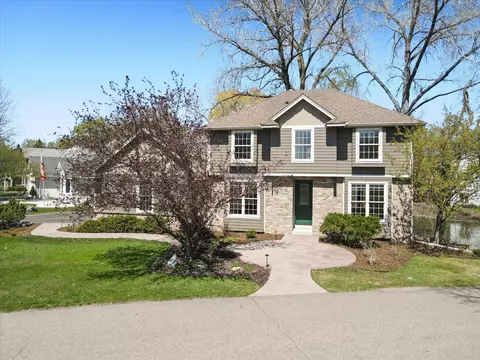 Exterior - 4152 Cashell Gln, Eagan, MN 55122 photo 2 of 12