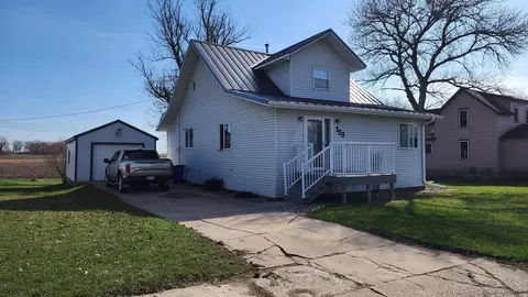 159 1st Ave S, Wood Lake, MN 56297