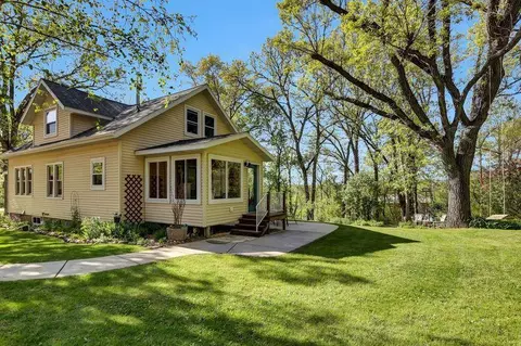 10712 Chapel St, Saint Cloud, MN 56301