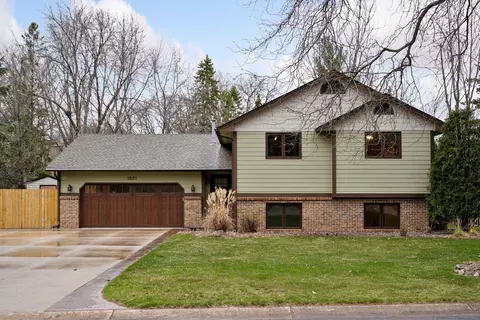 1821 131st Ave NW, Coon Rapids, MN 55448