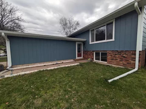 204 Edgeview Dr, Rollingstone, MN 55969 photo 2