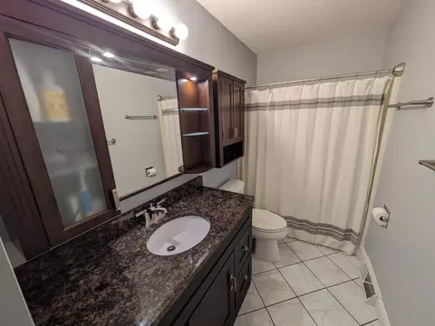 204 Edgeview Dr, Rollingstone, MN 55969 photo 8