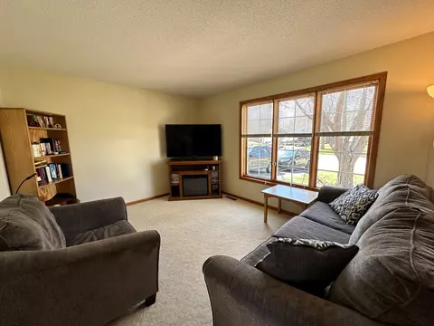 513 25th St SE, Willmar, MN 56201 photo 10