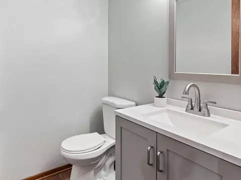 Bath - 19670 Hillside St, Deephaven, MN 55331 photo 3 of 3