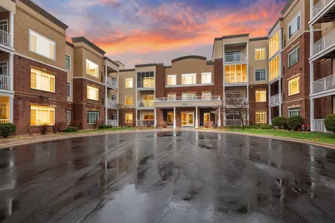 8200 W 33rd St #220, Saint Louis Park, MN 55426