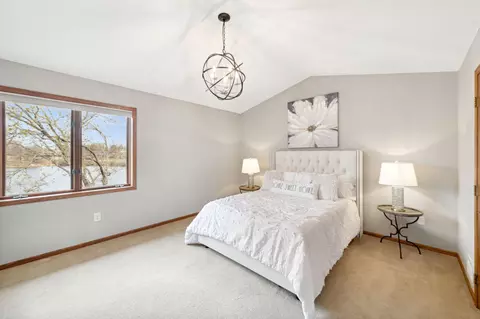 4621 Manor Dr, Eagan, MN 55123 photo 22