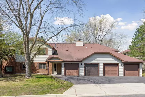 1899 Fox Ridge Dr #B, West Saint Paul, MN 55118