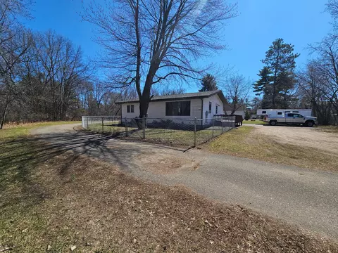 228 7th St NE, Crosby, MN 56441