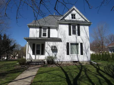 155 2nd Ave SE, Harmony, MN 55939