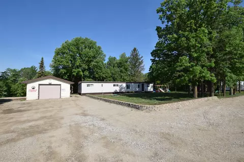 17697 State Hwy #89, Wannaska, MN 56761