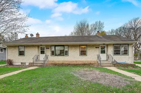 1760 5th St, White Bear Lake, MN 55110