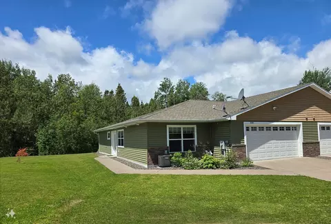 4233 Stebner Rd, Hermantown, MN 55811